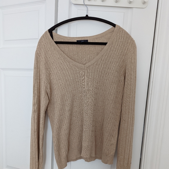 tan sweater from tommy Hilfiger - Picture 1 of 2